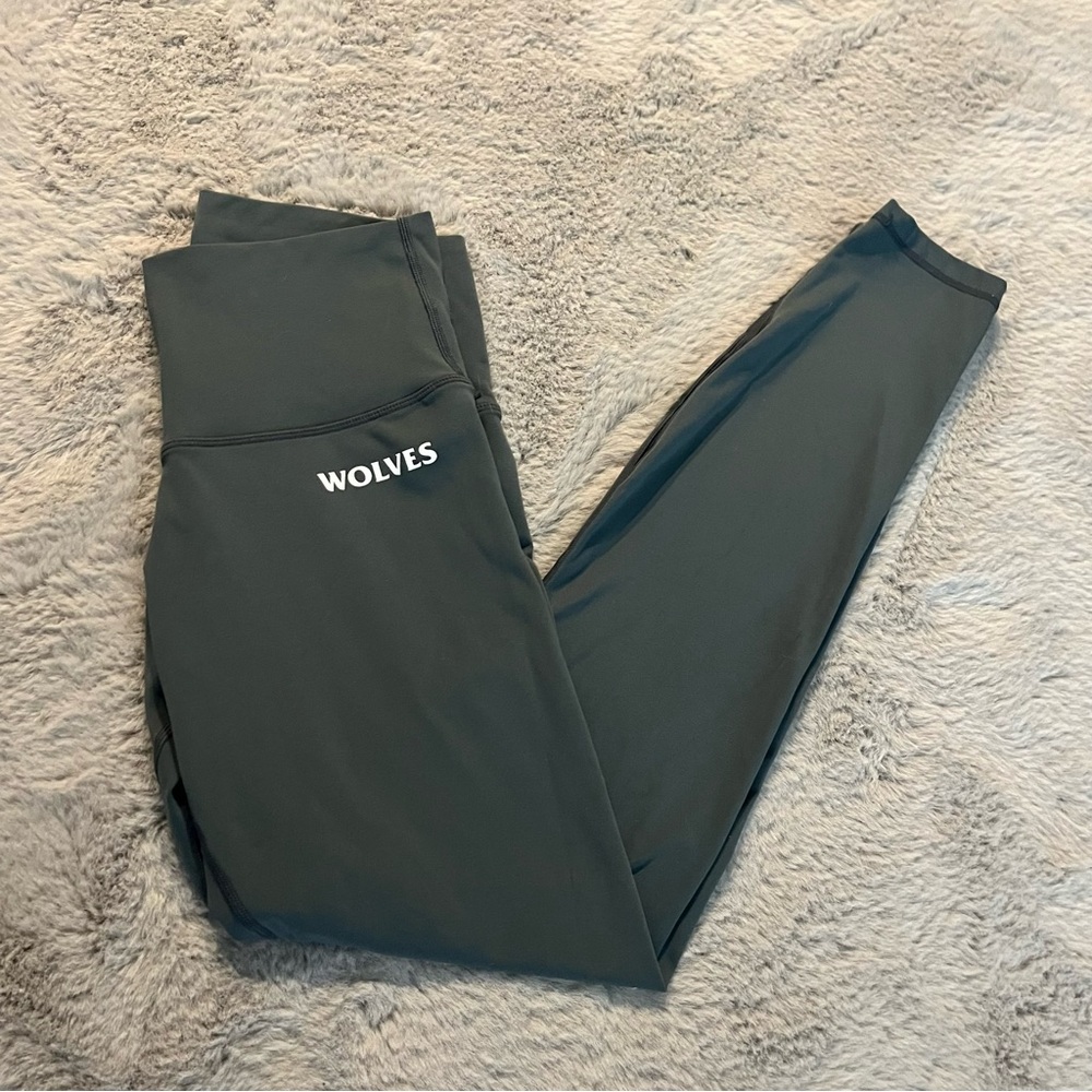 Still Hardcore “Energy” Full Length Leggings in Wolf Gray - Medium Darc Sport